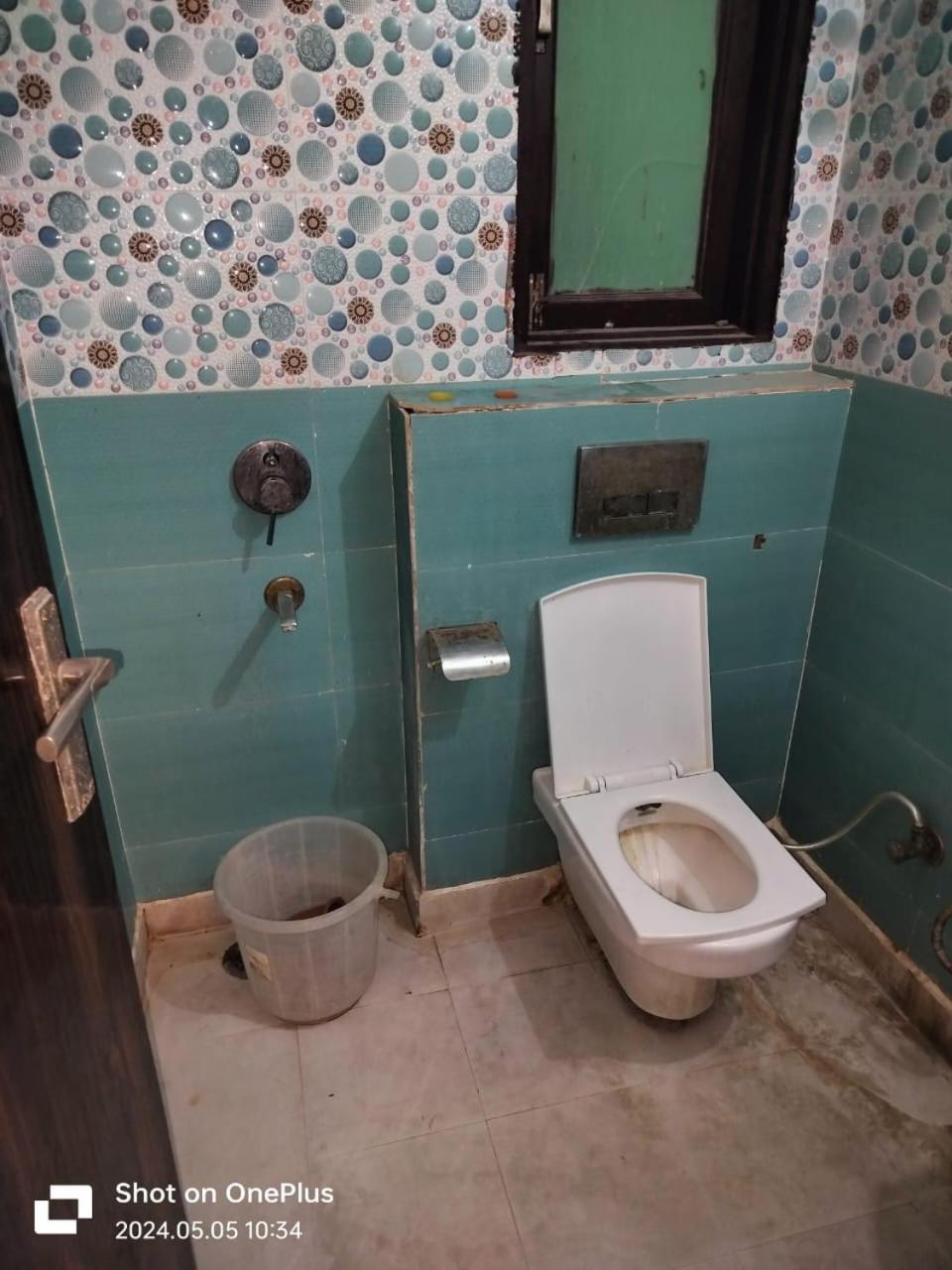 דלהי Hotel Janvi Palace מראה חיצוני תמונה