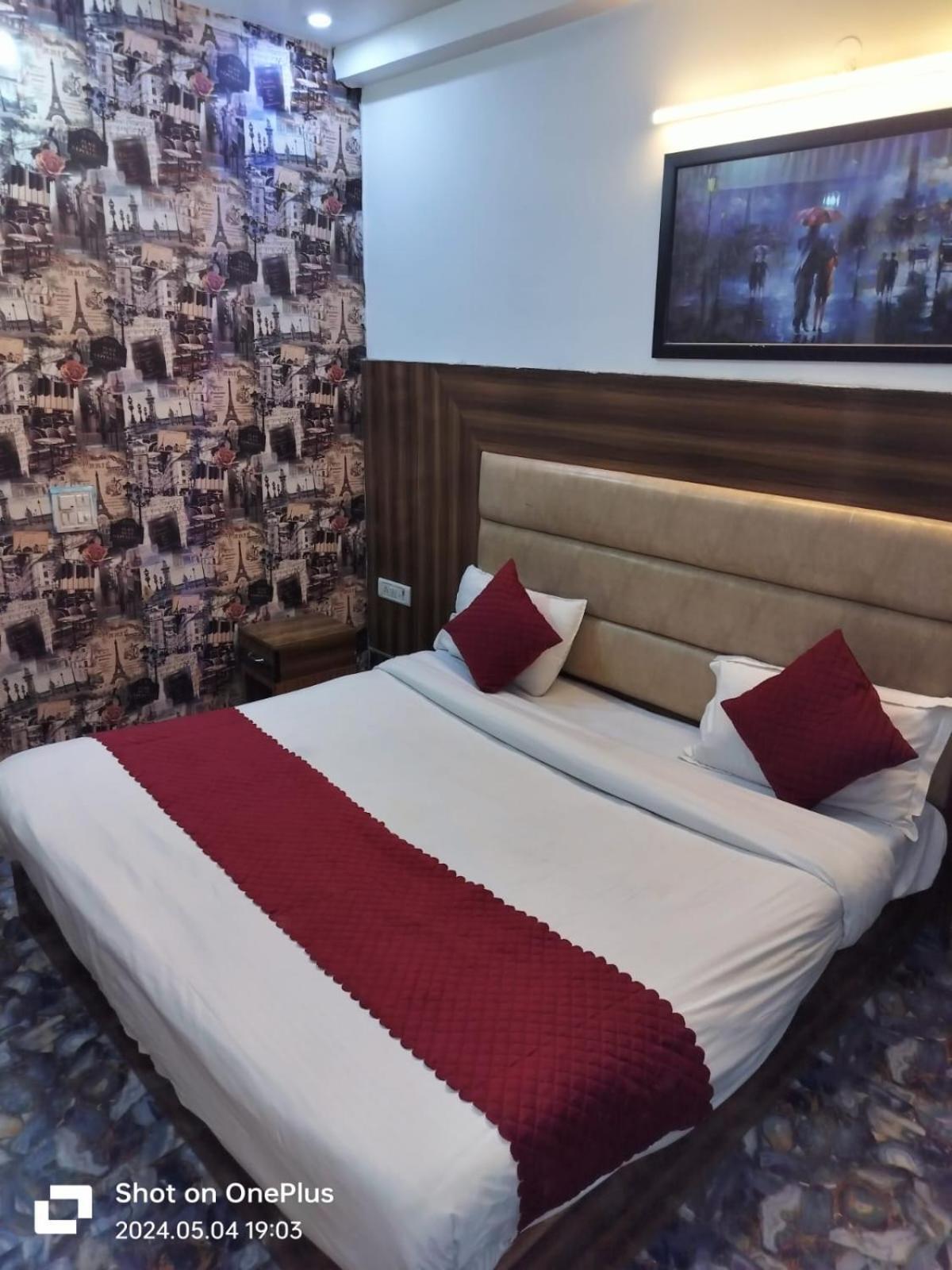 דלהי Hotel Janvi Palace מראה חיצוני תמונה