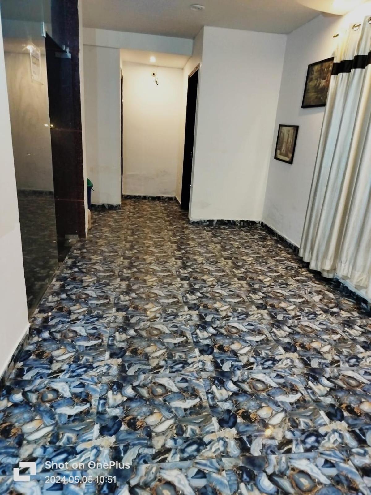 דלהי Hotel Janvi Palace מראה חיצוני תמונה
